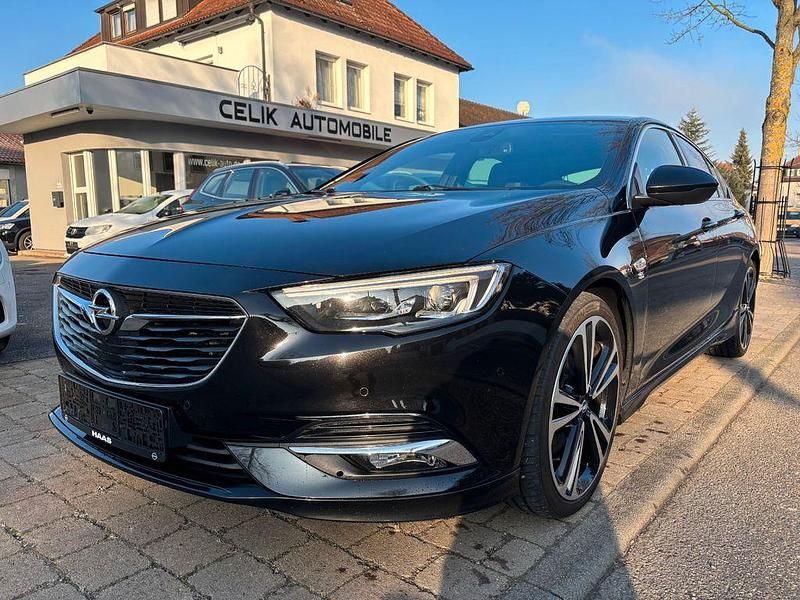 Schwarz Gebraucht 2017 Opel Insignia OPC Limousine | 12.500 € (Fairer Preis) - Bild 1/4