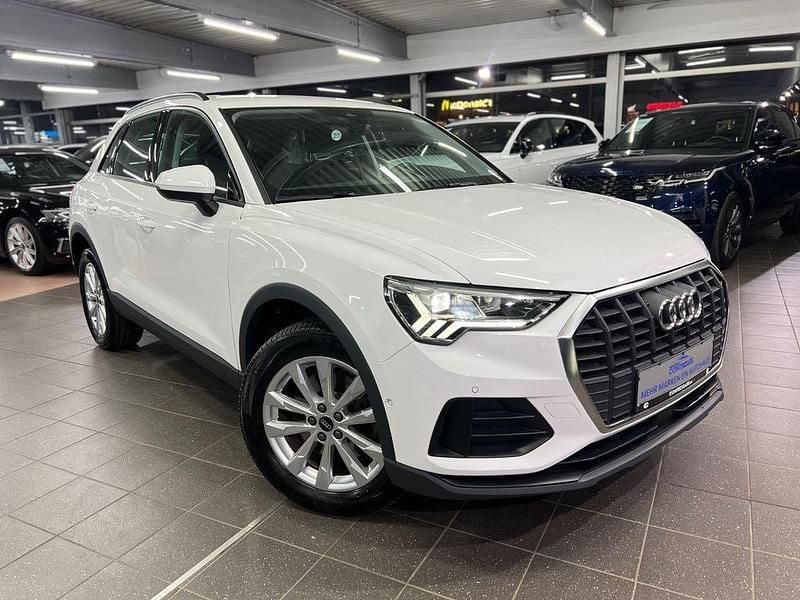 Gebraucht Audi Q3 Sportback Sport 150 PS (110 kW) 2022 Ibisweiss SUV