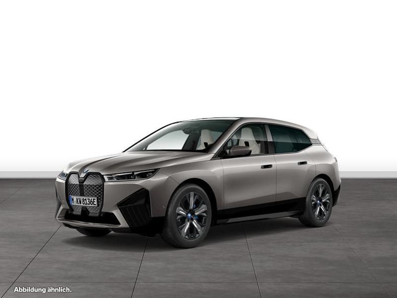 Grau Gebraucht 2024 BMW iX SUV | 62.840 € - Bild 1/4