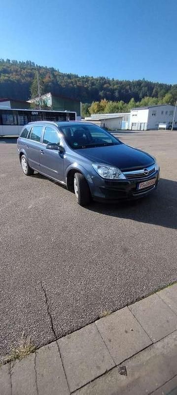 Gebraucht Opel Astra Edition 116 PS (85 kW) 2008 Kombi