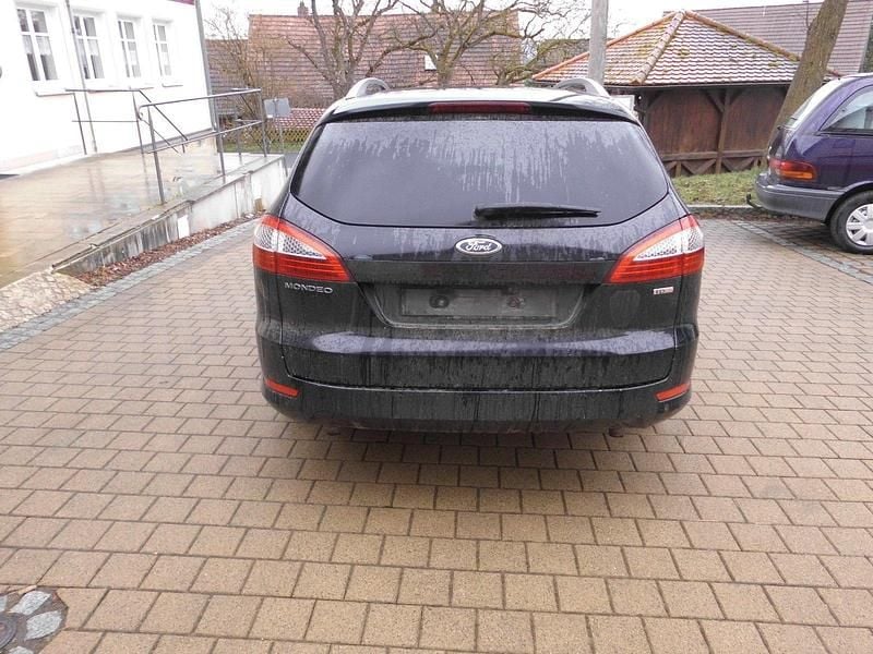 Gebraucht Ford Mondeo 175 PS (128 kW) 2009 Schwarz Kombi