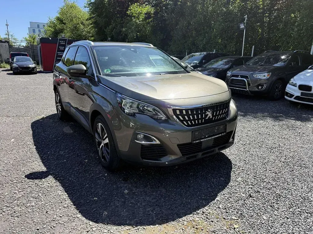 Gebraucht Peugeot 3008 Active 131 PS (96 kW) 2018 Grau SUV