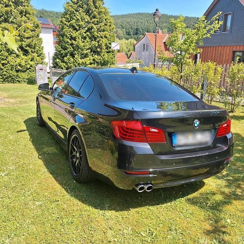 Gebraucht BMW 530 Luxury Line 285 PS (209 kW) 2016 Schwarz Limousine