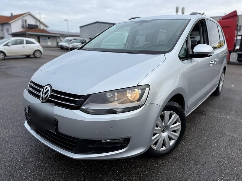 Gebraucht VW Sharan 140 PS (102 kW) 2011 Silber Van / Kleinbus