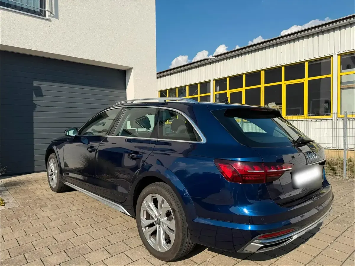 Gebraucht Audi A4 Allroad Ambiente 286 PS (210 kW) 2020 Blau Kombi