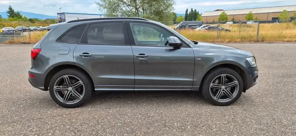 Gebraucht Audi Q5 S-Line 245 PS (180 kW) 2013 Grau SUV