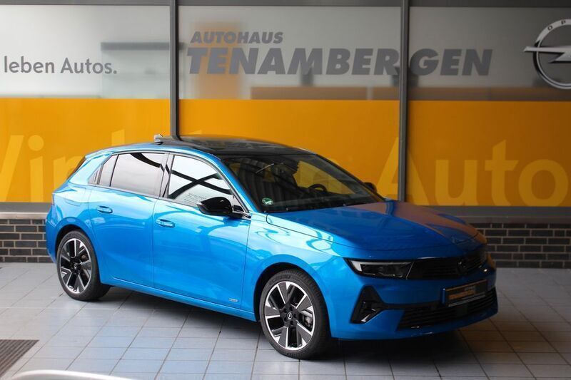 Blau Gebraucht 2023 Opel Astra Limousine | 28.200 € (Fairer Preis) - Bild 1/4