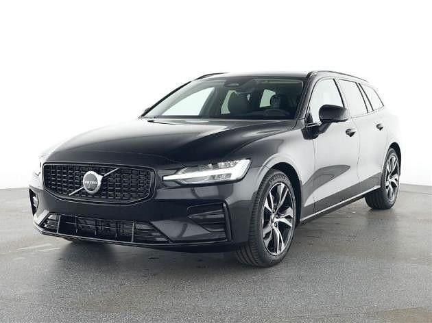 Gebraucht Volvo V60 Plus 197 PS (144 kW) 2025 Onyx black / metallic Kombi