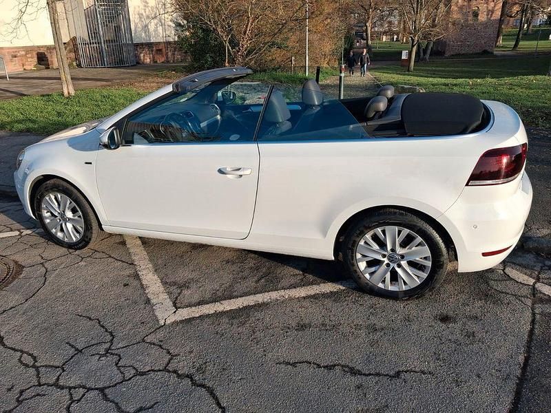 Gebraucht VW Golf Cabriolet 105 PS (77 kW) 2013 Weiß Cabrio