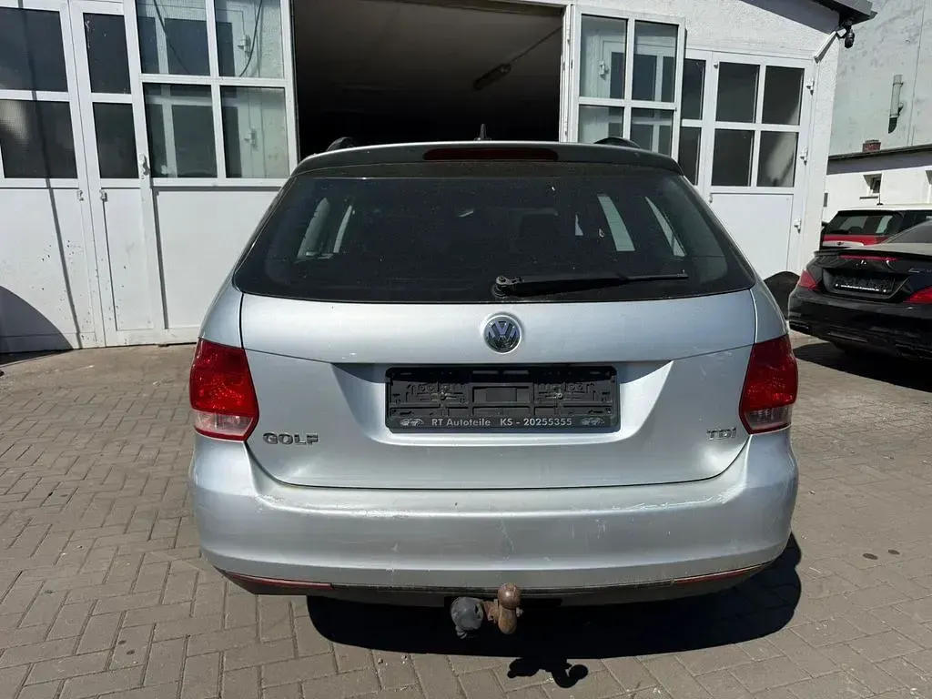 Gebraucht VW Golf V Trendline 105 PS (77 kW) 2008 Silber Kombi