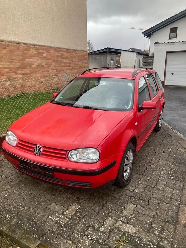 Gebraucht VW Golf IV 90 PS (66 kW) 2001 Rot Kombi
