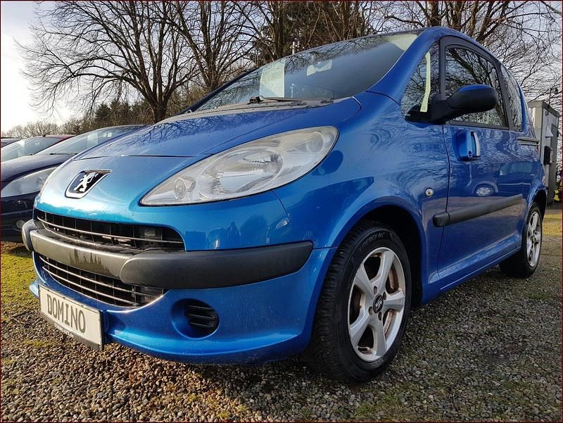 Gebraucht Peugeot 1007 73 PS (53 kW) 2005 Blau Van / Kleinbus