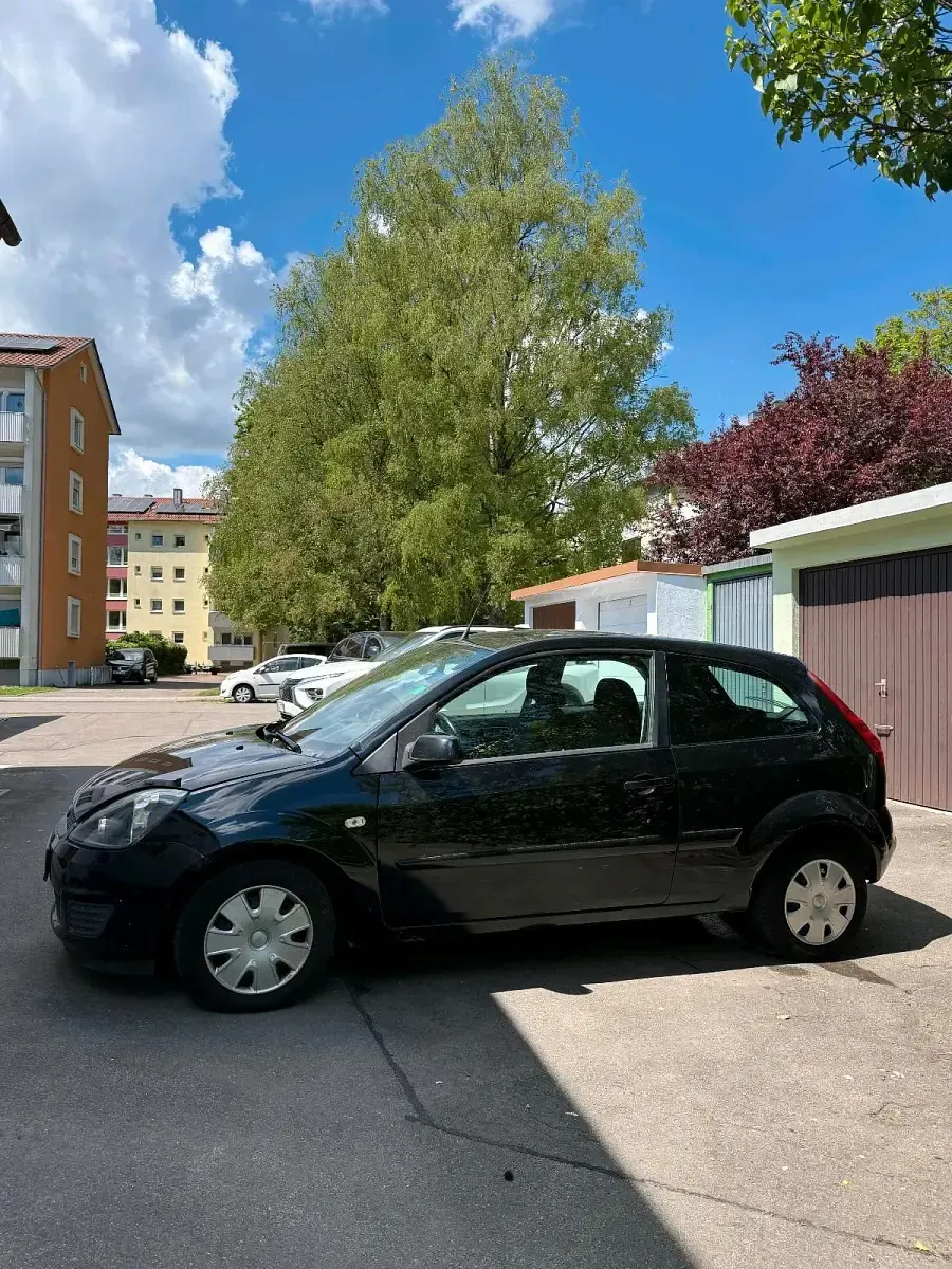 Używany Ford Fiesta 60 KM (44 kW) 2008 Czarny Hatchback