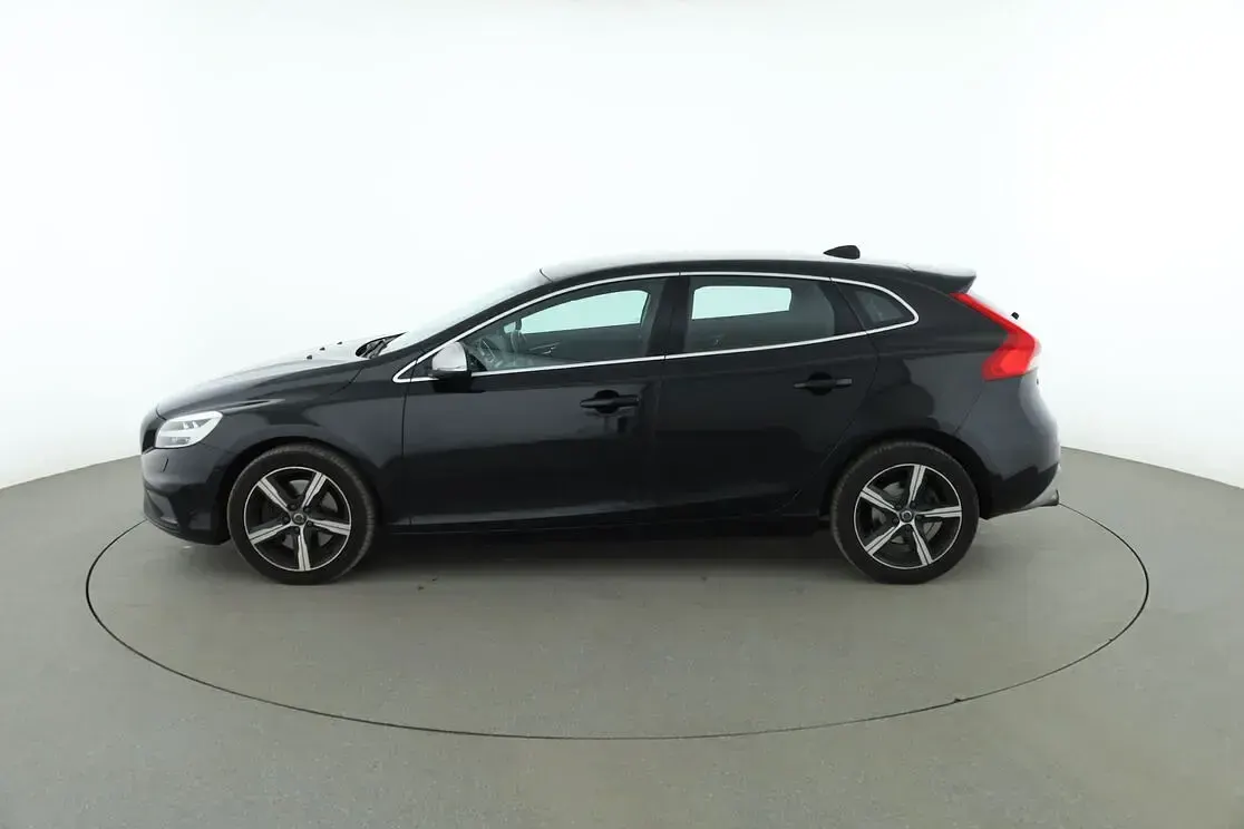 Gebraucht Volvo V40 R-Design 2018 Schwarz Kombi