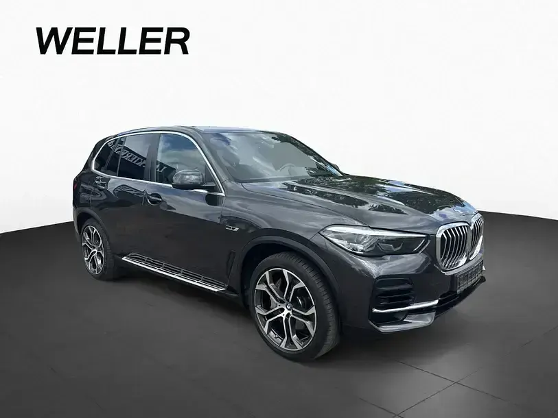 Second-hand BMW X5 Comfort Edition 394 CP (289 kW) 2023 Gri SUV
