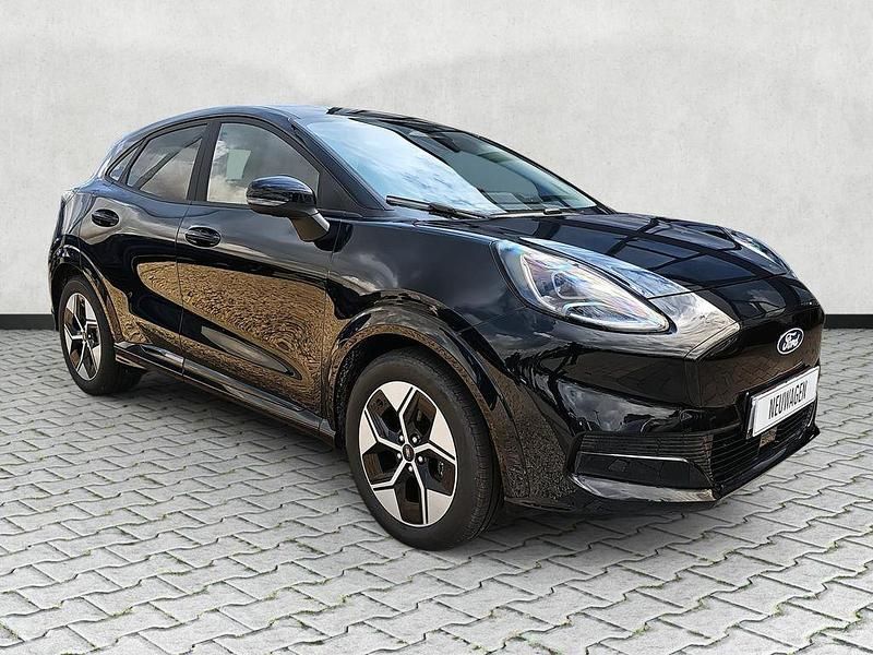 Neu Ford Puma Gen-E 124 kW (169 PS) 2025 Obsidianschwarz metallic SUV
