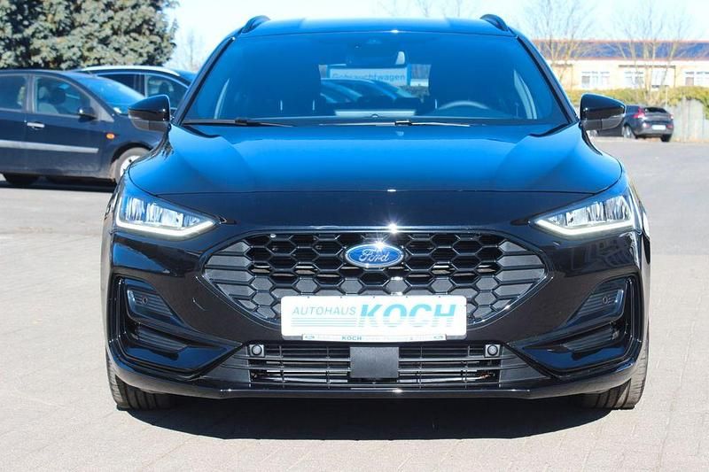 Neu Ford Focus ST-Line X 155 PS (114 kW) 2025 Schwarz Limousine
