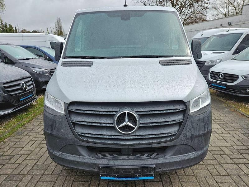 Gebraucht Mercedes Sprinter 114 PS (83 kW) 2020 Silber Van
