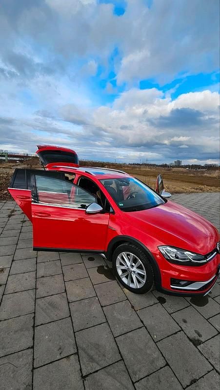 Gebraucht VW Golf Alltrack 179 PS (131 kW) 2019 Rot Kombi
