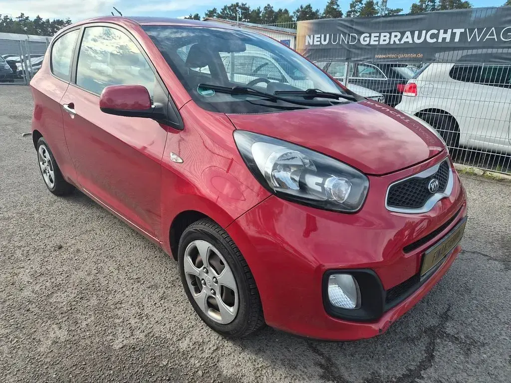 Gebraucht Kia Picanto Edition 7 69 PS (50 kW) 2013 Rot Kleinwagen
