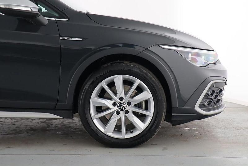 Gebraucht VW Golf Alltrack 200 PS (147 kW) 2023 Uranograu Kombi