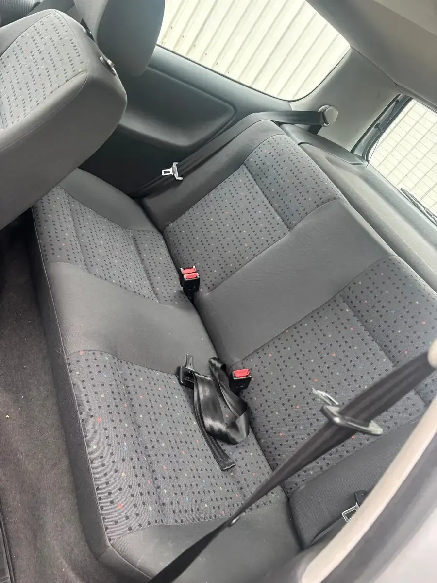 Gebraucht VW Polo 50 PS (36 kW) 2000 Silber Kleinwagen