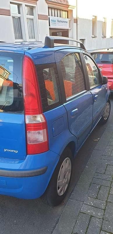 Second-hand Fiat Panda Active 54 CP (39 kW) 2006 Albastru Hatchback