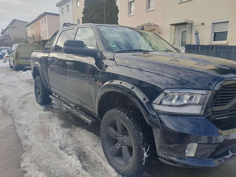 Gebraucht Dodge Ram 400 PS (294 kW) 2020 Schwarz Pickup