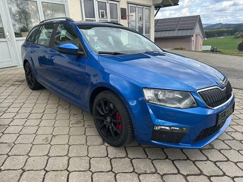 Second-hand Skoda Octavia RS 184 CP (135 kW) 2015 Albastru Break