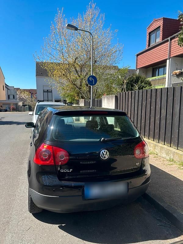 Gebraucht VW Golf IV 102 PS (75 kW) 2004 Schwarz Limousine