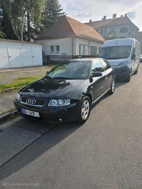 Blau Gebraucht 2001 Audi A3 Kleinwagen | 900 € (Guter Preis) - Bild 1/4