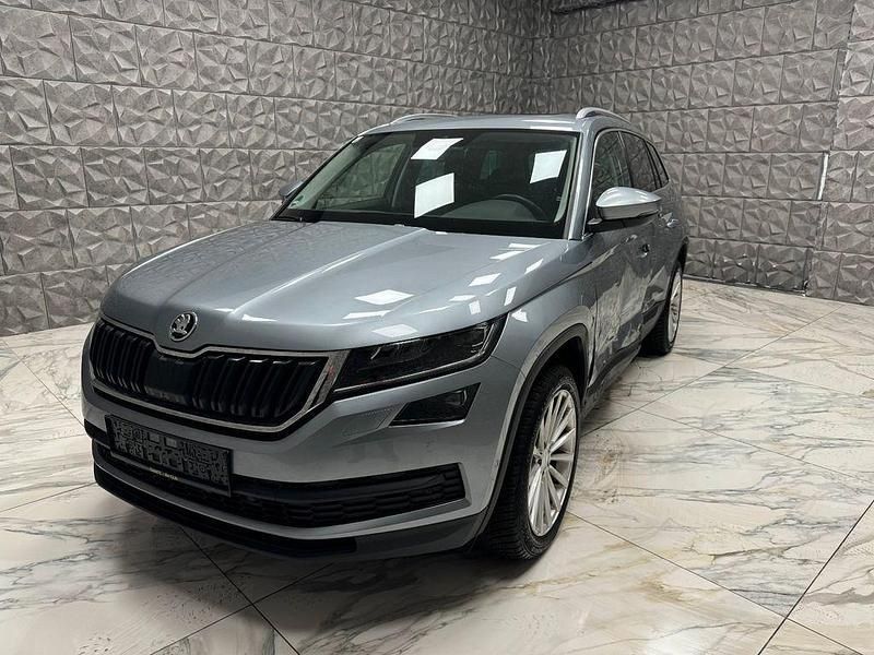 Grau Gebraucht 2017 Skoda Kodiaq Style SUV | 9.900 € (Superpreis) - Bild 1/4