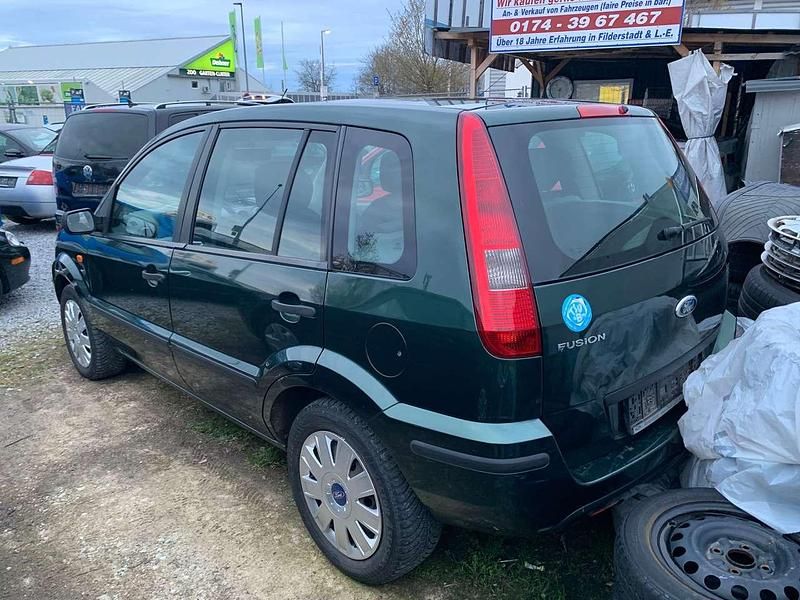 Gebraucht Ford Fusion Trend 101 PS (74 kW) 2005 Grün Kleinwagen