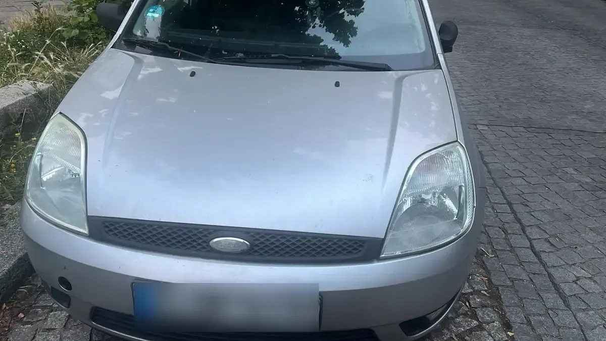 Gebraucht Ford Fiesta 60 PS (44 kW) 2005 Grau Kleinwagen