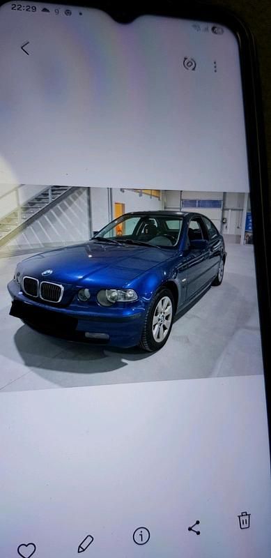 Blau Gebraucht 2004 BMW 318 Compact Kleinwagen | 1.399 € (Superpreis) - Bild 1/4