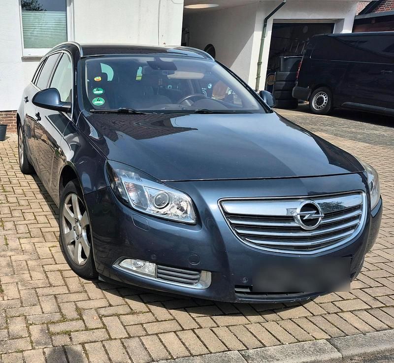 Gebraucht Opel Insignia 160 PS (117 kW) 2009 Blau Kombi