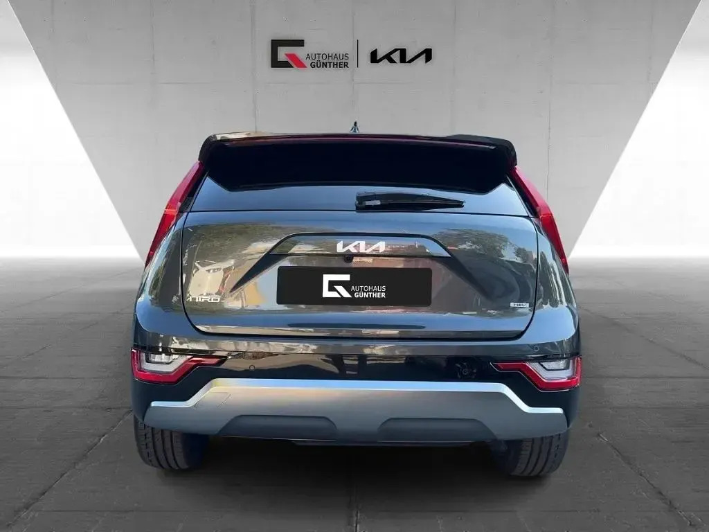 Neu Kia Niro Spirit 129 PS (94 kW) 2026 Grau SUV