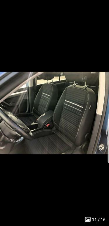 Gebraucht VW Touran Cup 140 PS (102 kW) 2015 Blau Van / Kleinbus