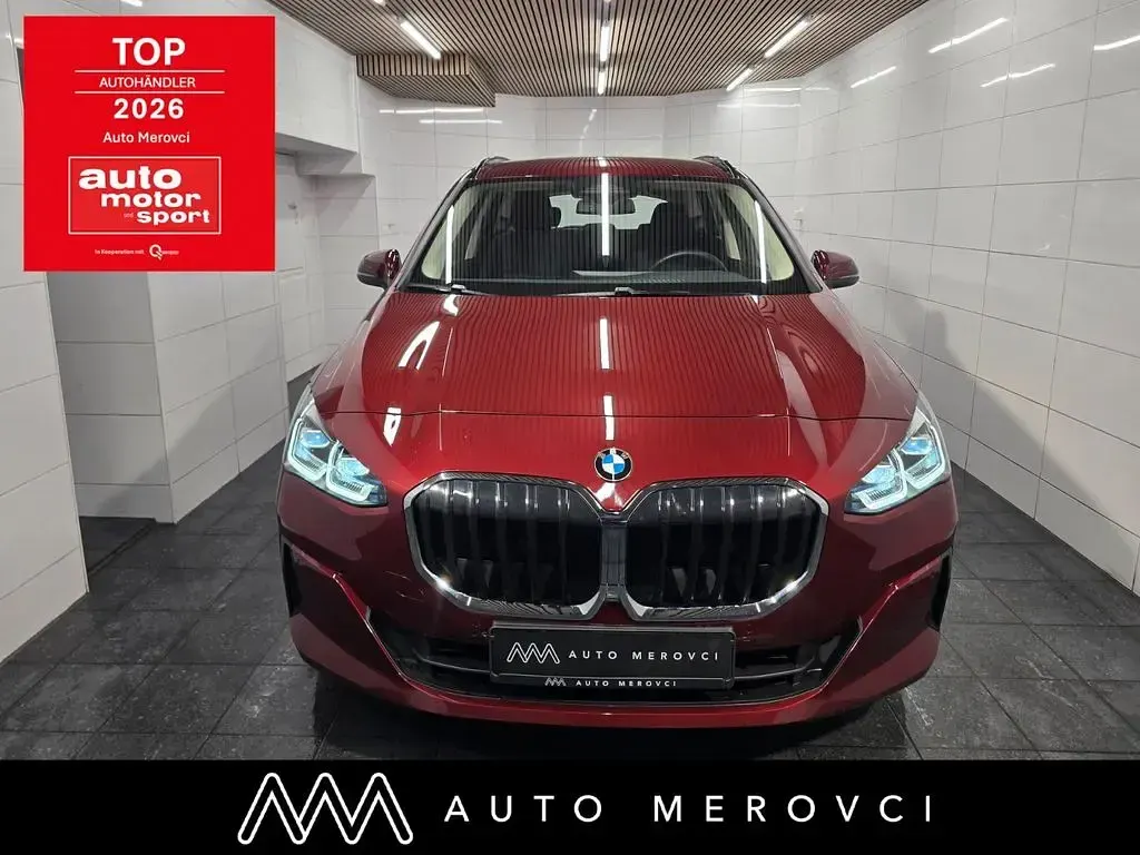 Gebraucht BMW 218 Active Tourer 150 PS (110 kW) 2025 Rot Van / Kleinbus