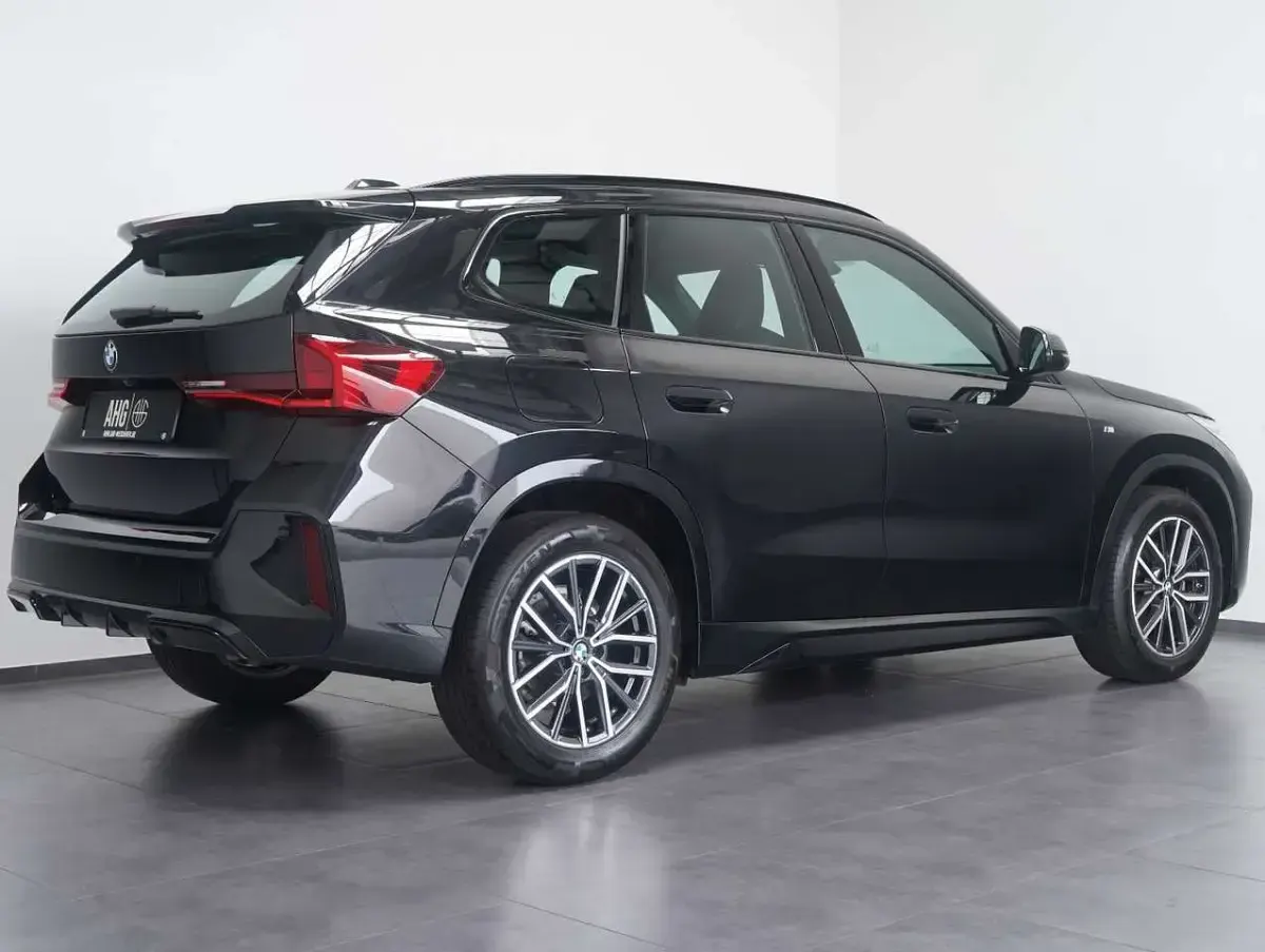 Gebraucht BMW X1 M Sport 150 PS (110 kW) 2024 Schwarz SUV