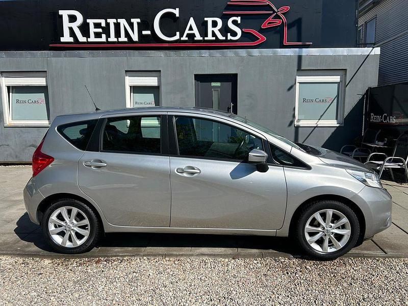 Second-hand Nissan Note Acenta 98 CP (72 kW) 2015 Argintiu Hatchback