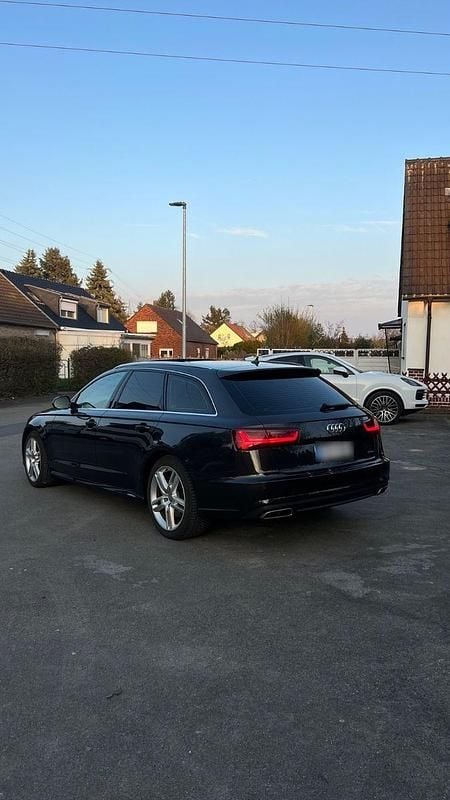 Gebraucht Audi A6 Ambiente 272 PS (200 kW) 2015 Grau Kombi