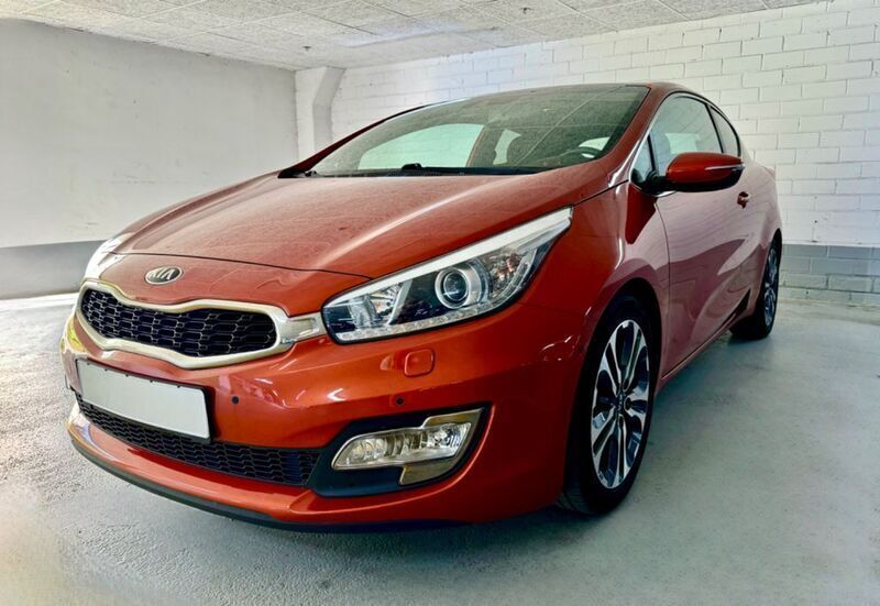 Orange Gebraucht 2013 Kia Ceed Spirit Limousine | 8.490 € (Fairer Preis) - Bild 1/4