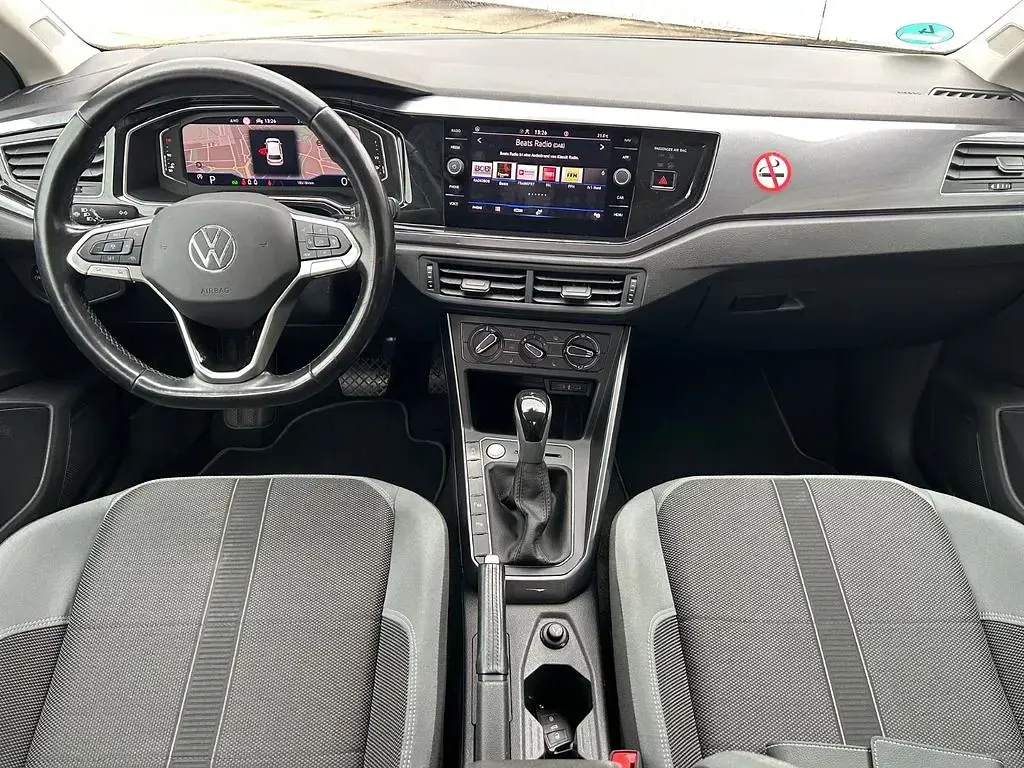 Gebraucht VW Polo Style 95 PS (69 kW) 2024 Silber Kleinwagen
