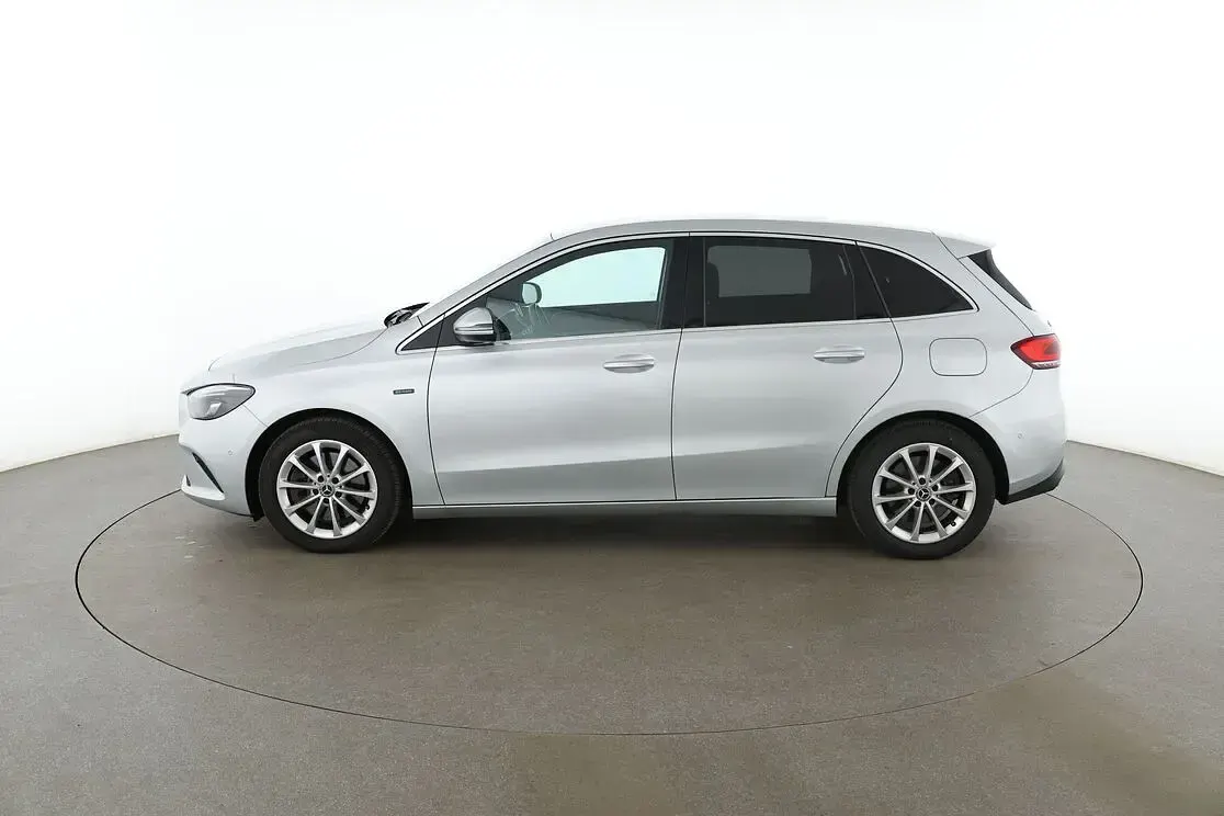 Gebraucht Mercedes B250 Progressive 102 PS (75 kW) 2020 Grau Kleinwagen