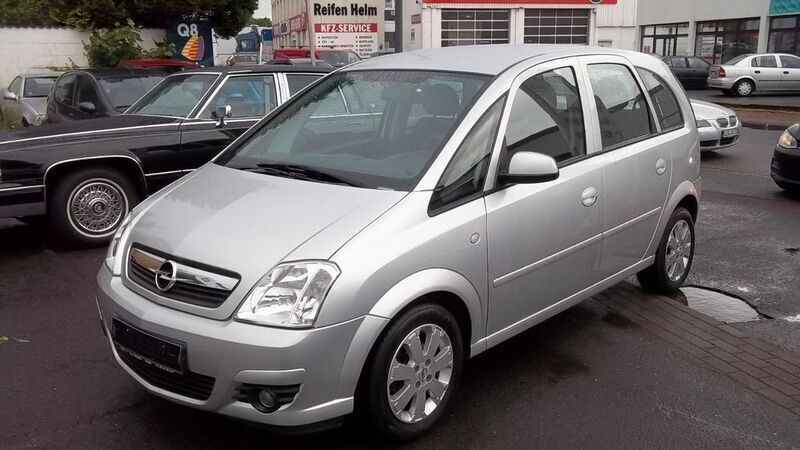Silber Gebraucht 2006 Opel Meriva Edition Van / Kleinbus | 2.900 € (Etwas zu teuer) - Bild 1/4