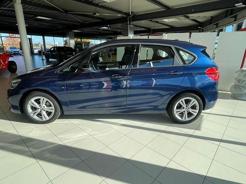 Gebraucht BMW 218 Advantage 136 PS (100 kW) 2021 Blau Kombi