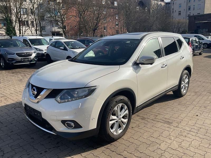Gebraucht Nissan X-Trail Acenta 131 PS (96 kW) 2016 Weiß SUV