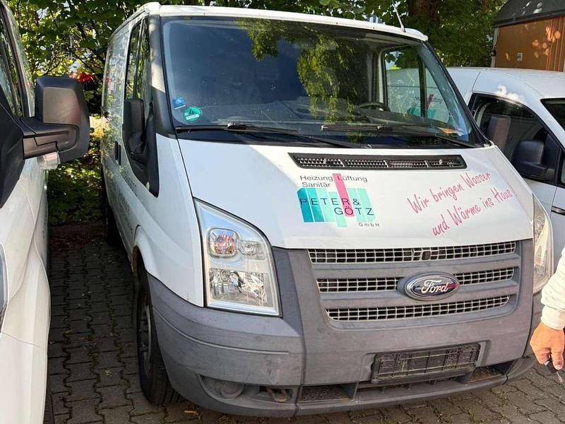 Gebraucht Ford Tourneo 101 PS (74 kW) 2012 Frostweiß Van / Kleinbus