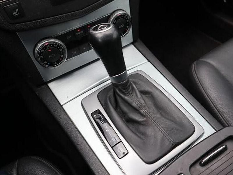 Gebraucht Mercedes C300 231 PS (169 kW) 2009 Schwarz Kombi